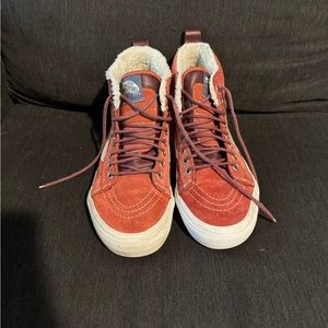 Vans Sk8 Hi Top MTE Shoes Women size 7 Red Suede Fur Sneakers  Men’s size 5.5